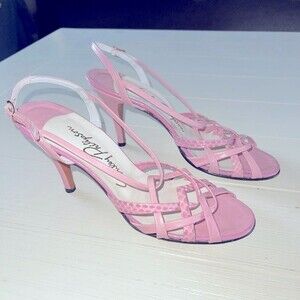 Vintage Stanley Philipson Pink Strappy Heels. Size 8aa 3.5” heel 👠